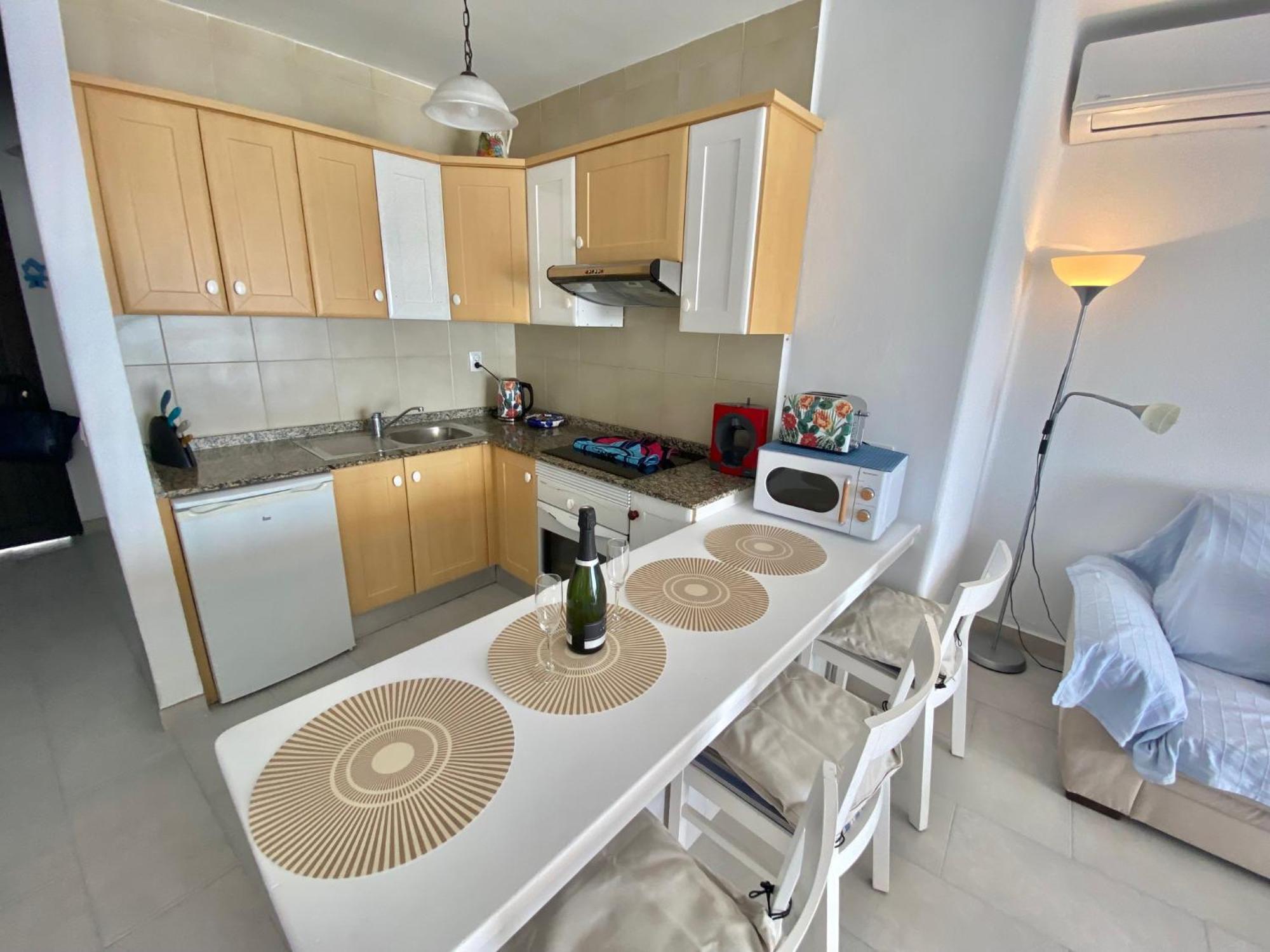 Apartamentos Los Dragos Puerto del Carmen  Bagian luar foto